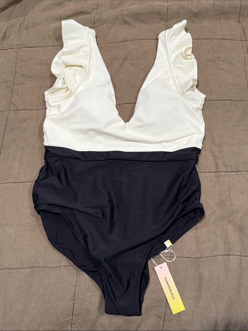 Two-Tone V-Neck One-Piece Swimsuit in Cream and Black - Summersalt - never worn